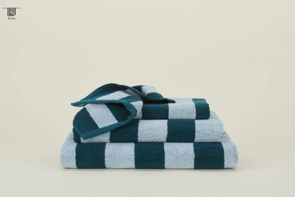 Men's striped towel