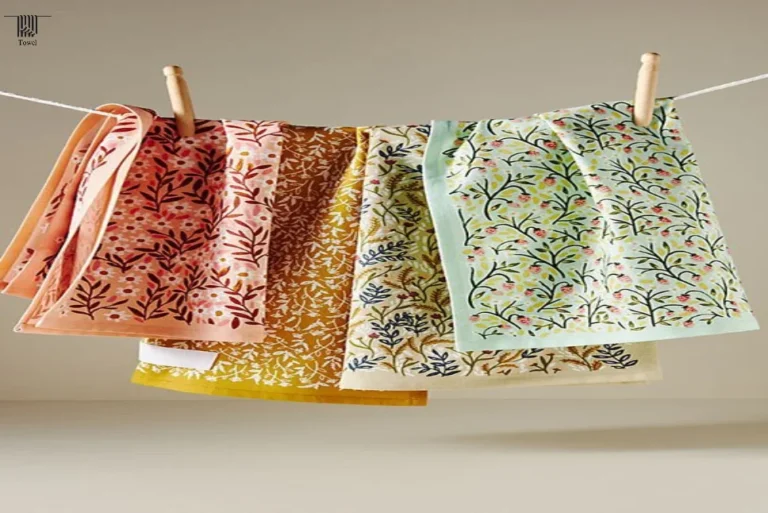 Women’s kitchen towels