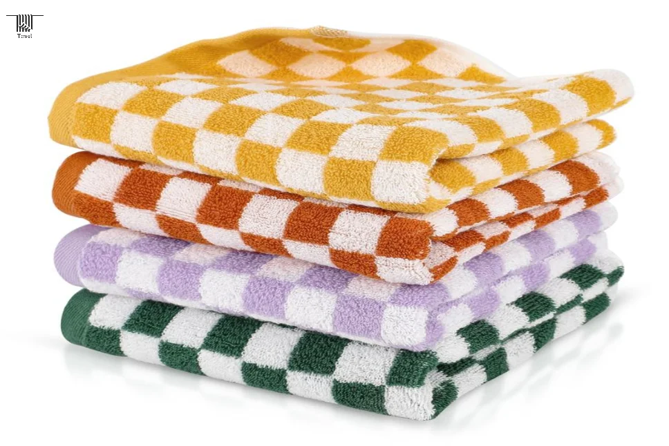 Women’s pattern towels